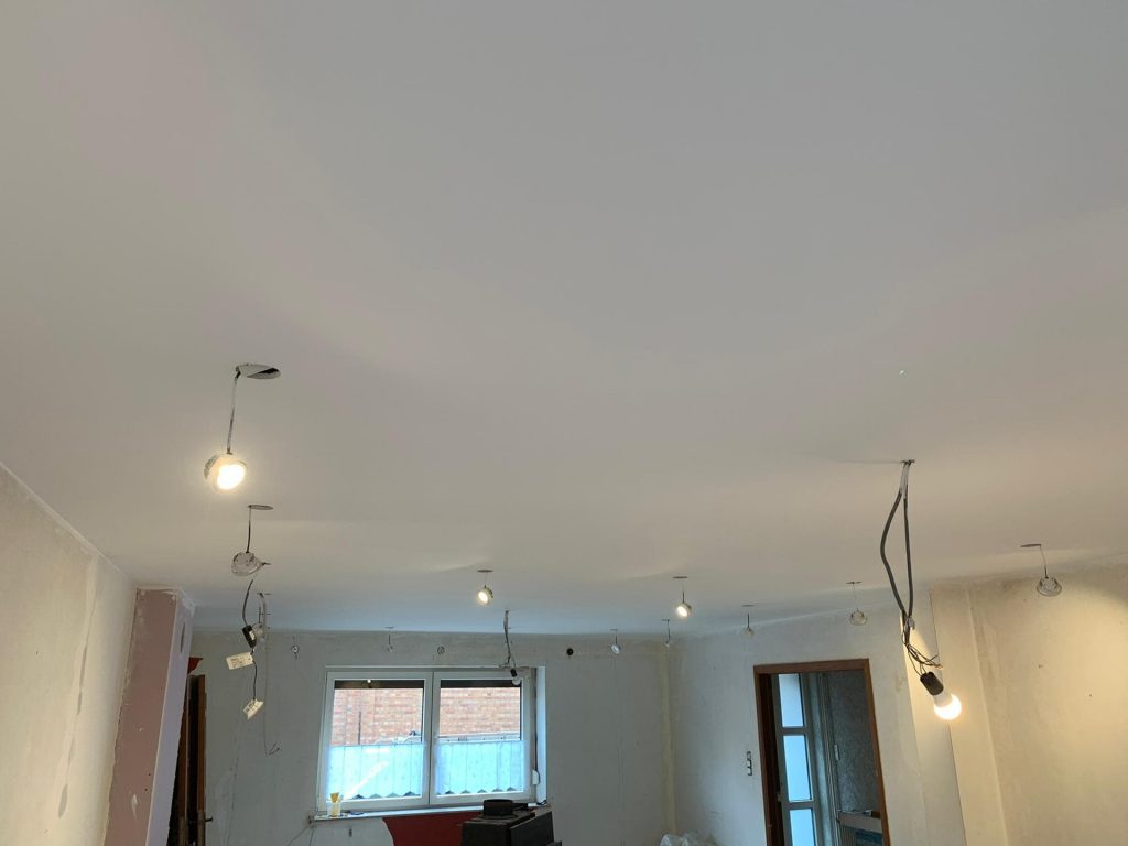 cloison contre cloison faux plafond plafond suspendu